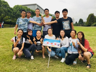 进入ABG欧博官网龙舟赛新生杯顺利展开